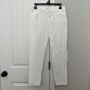 EUC Old Navy pixie white pants size 8
